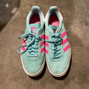 Adidas sneakers size 8
